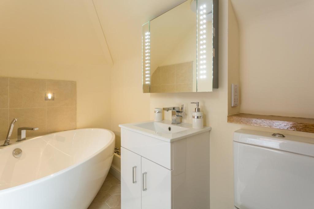 The Bungalow Pet friendly room 4